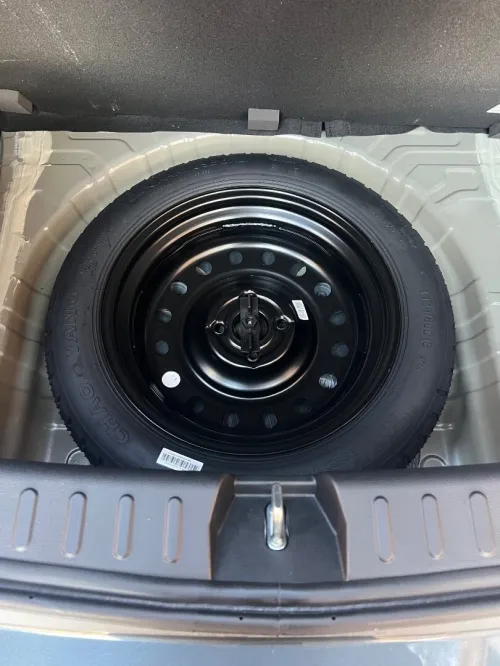 Geely Livan 2026 X3  paro
