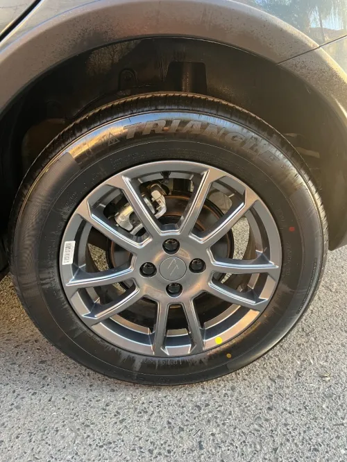 Geely Livan 2026 X3 pro boîte Auto full option