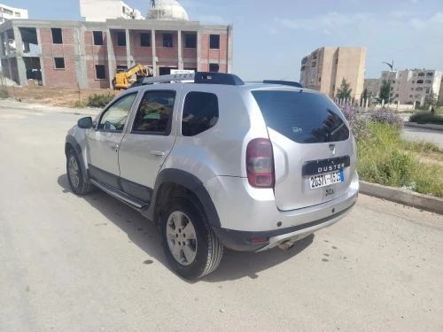 Dacia Duster 2015 Laureate