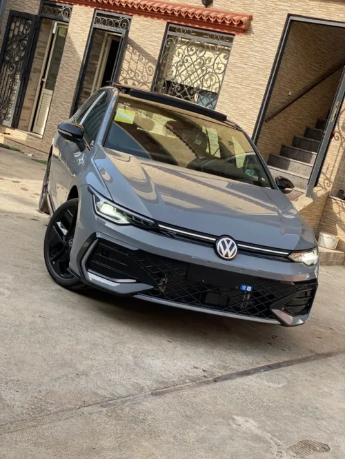 Volkswagen Golf 8.5 2025 R.line black idition