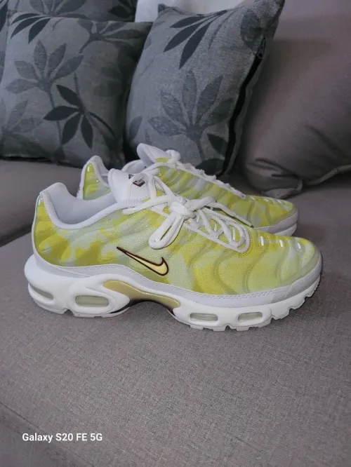 Vêtements et baskets Nike original 