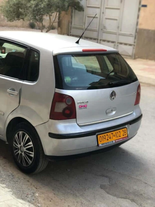 Polo Polo 2002 Polo polic