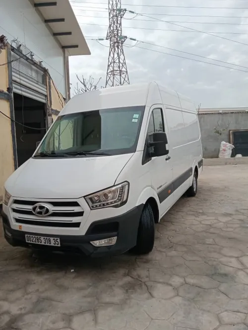 Hyundai H350 2018