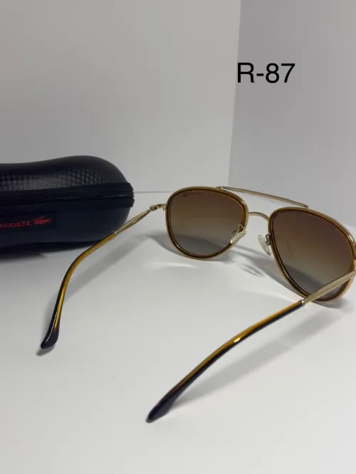 Une nouvelle collection de lunettes Lacoste