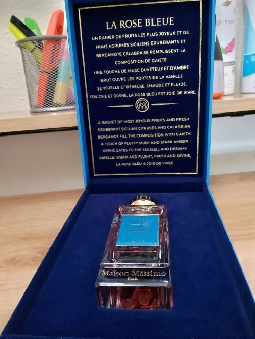 Parfum la rose bleue