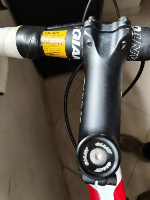 Vélo de route giant neuf taille ML 56