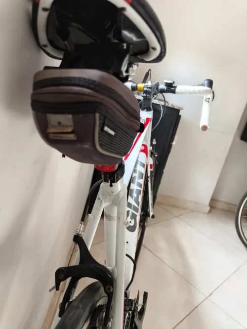 Vélo de route giant neuf taille ML 56