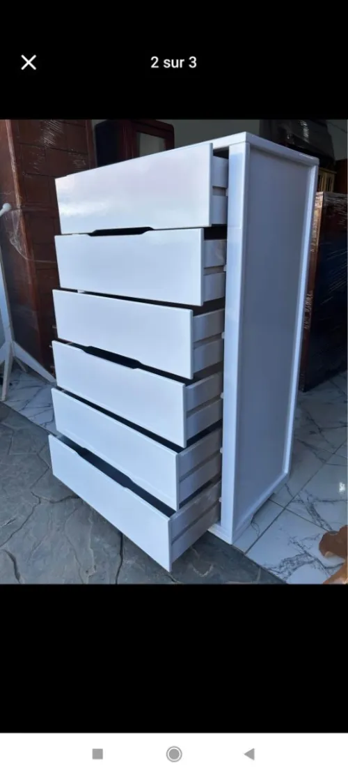 Commode bois rouge