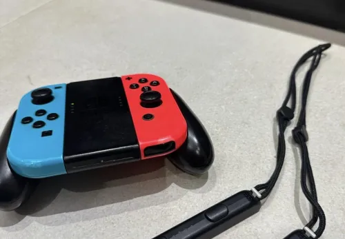 Nintendo Switch avec tous accessories