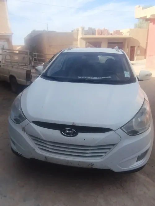 Hyundai Hondai 2011 Tikso