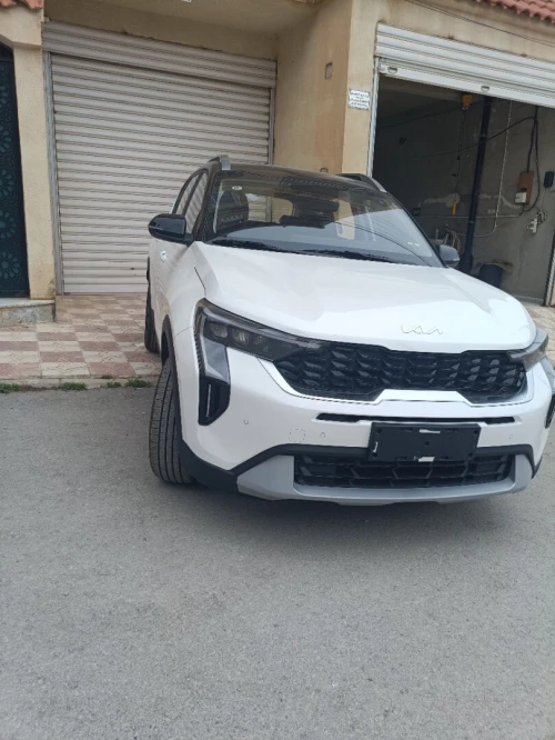 Kia Sonet 2025 Full option luxury