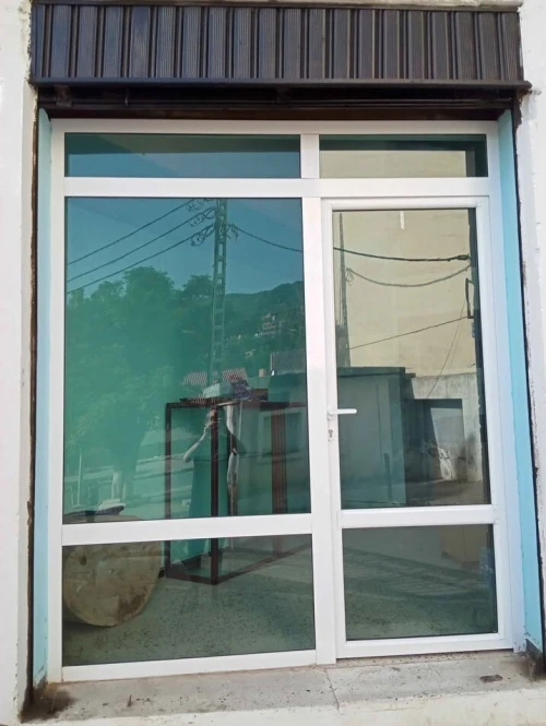 Vitrine فيترين   196 cm  230 cm