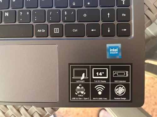 À vendre pc portable neuf