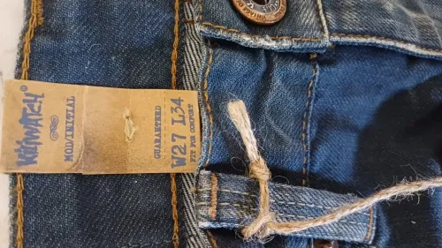 Jean djide taille 27 