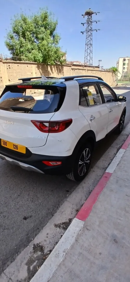 Kia KX1 2026 Luxury tout option