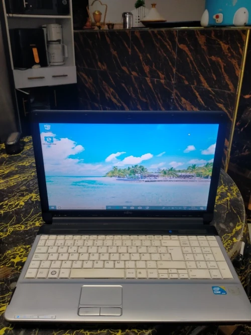 Laptop Fujitsu Lifebook A530