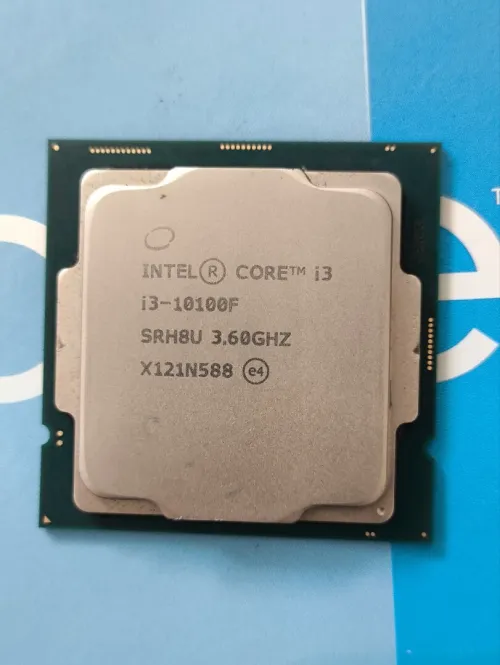 Intel i3 10100F + stock fan