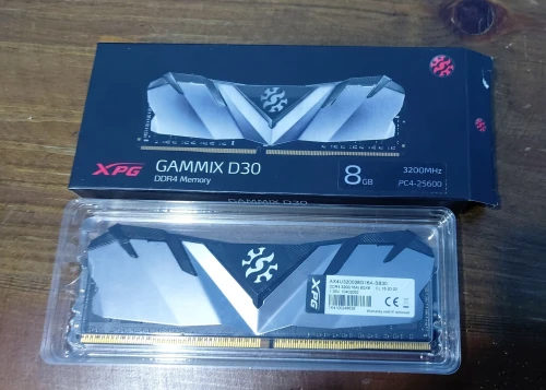 Ram Adata Xpg Gammix D30 8GB DDR4 32OOMHZ Cl 16-18-20