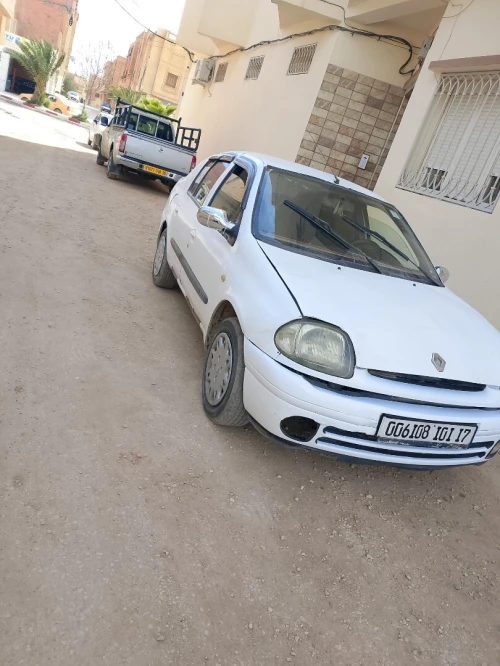 Renault Clio Classique 2001 Clio Classique
