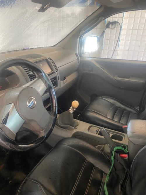 Nissan Navara 2010 Elegance 4x4