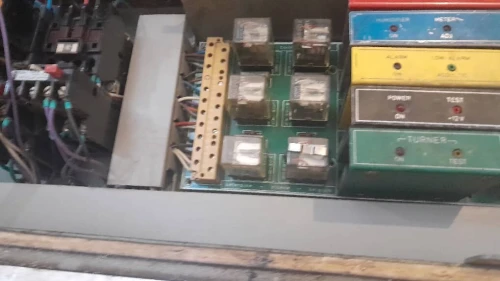 Machines à incubateur poussins