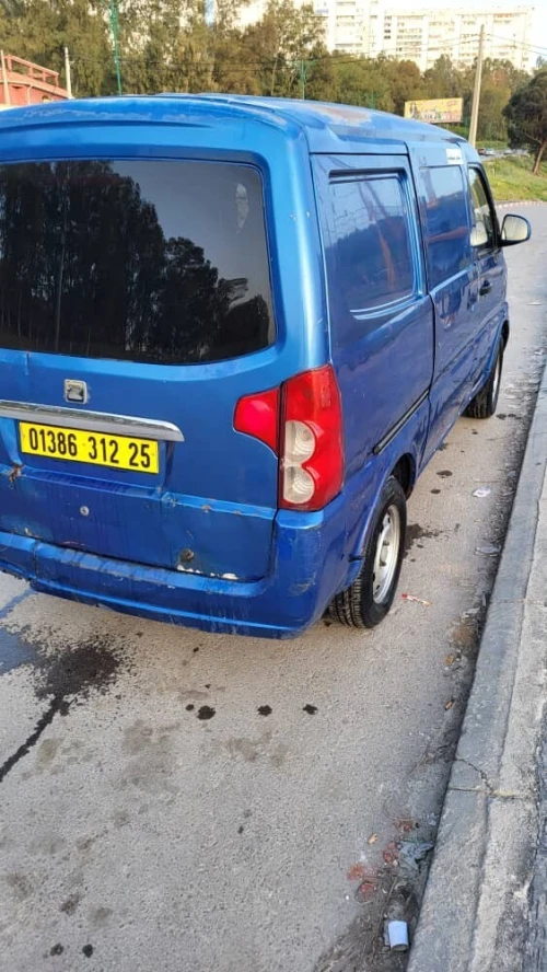 Zotye Z 10 2012 