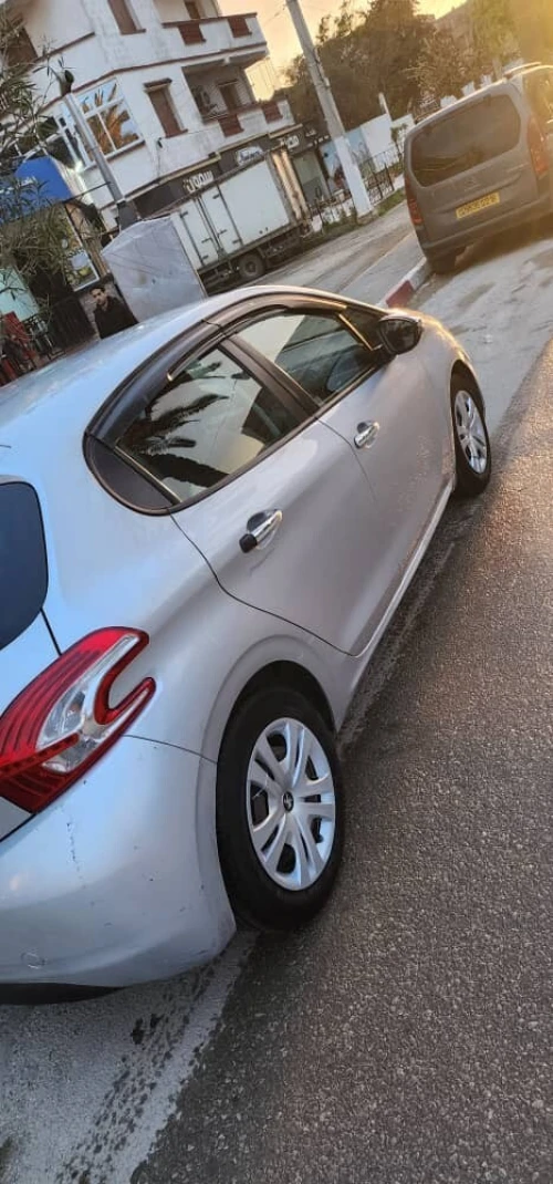Peugeot 208 2014 Access
