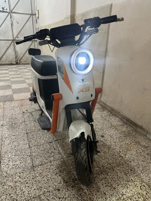 SCOOZER X9 كهرابئية 2025