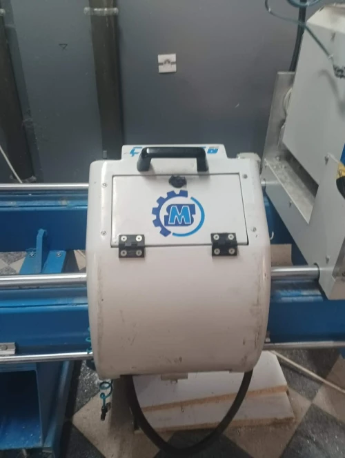Machine menuiserie aluminium