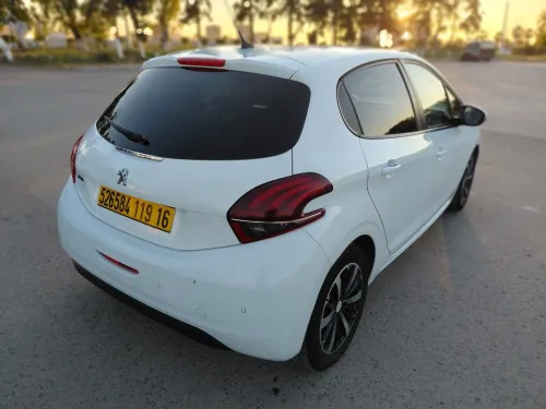 Peugeot 208 2019 Active Facelift