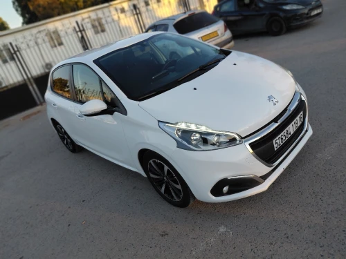 Peugeot 208 2019 Active Facelift