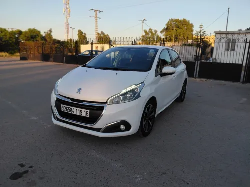 Peugeot 208 2019 Active Facelift