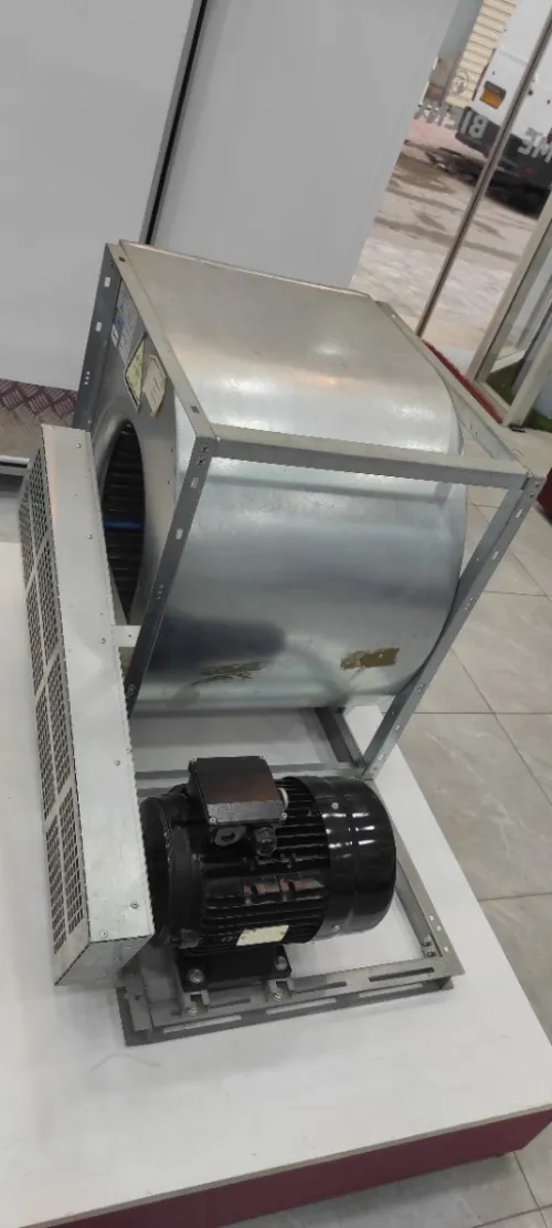 MOTEUR A TURBINE