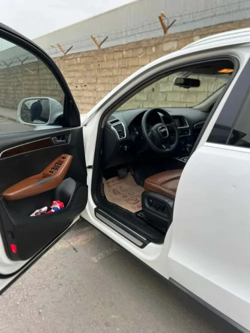 Audi Q5 2012 Off Road