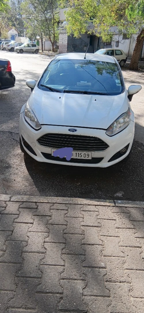 Ford Fiesta 2015 Titanium 