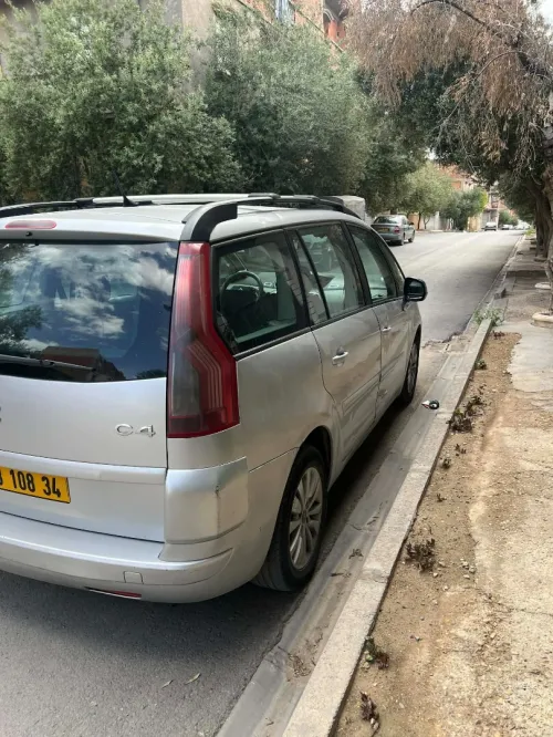 Citroen C4 2008 7 places