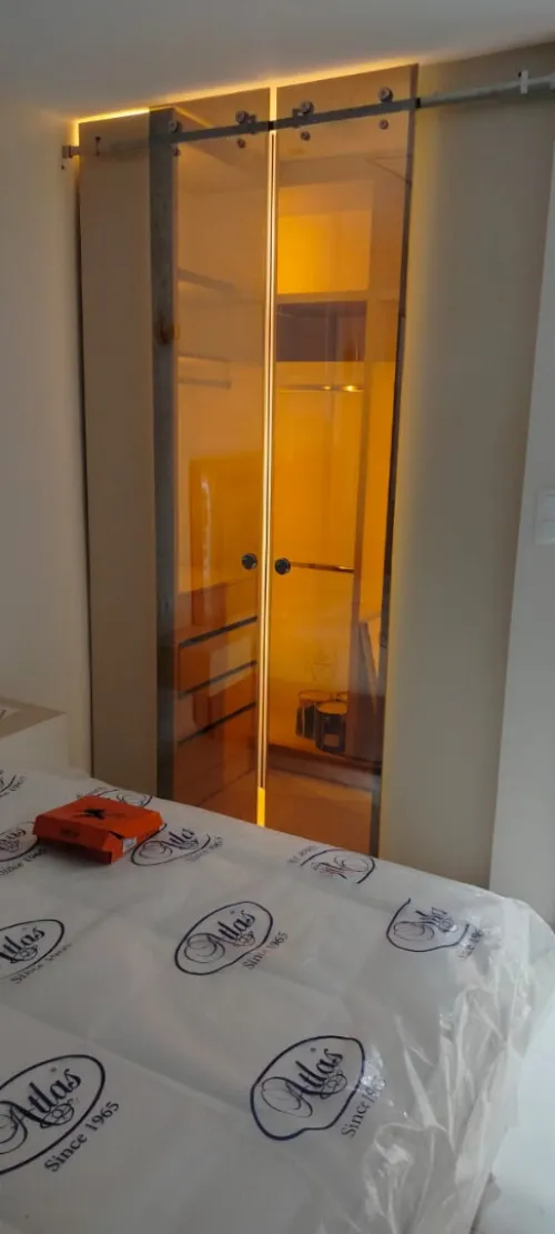 PRO GLASS