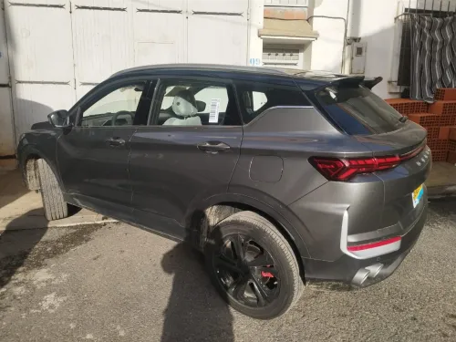 Geely Coolray 2025 