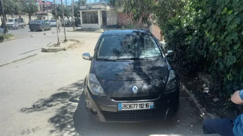 Renault Clio 3 2012 Night and Day