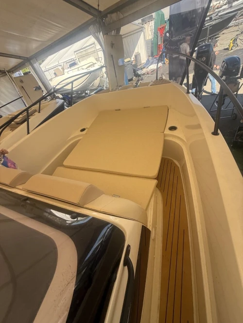 Quicksilver 705 open neuf