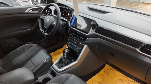 Volkswagen T-Cross 2025 R-line