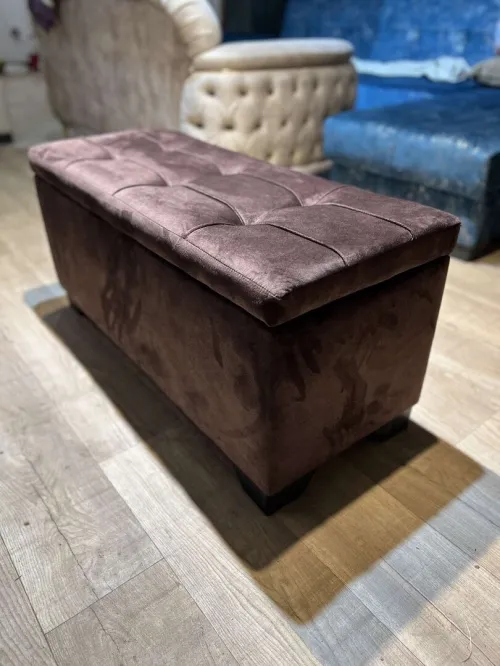 Pouf simple et coffret sur commande 