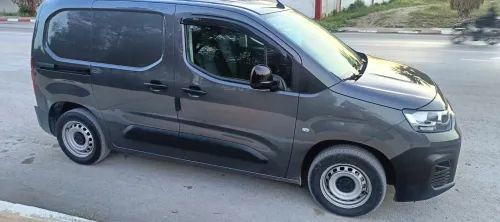 Fiat Doblo 2023 Italie