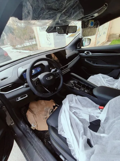 Geely Coolray 2025 Foul