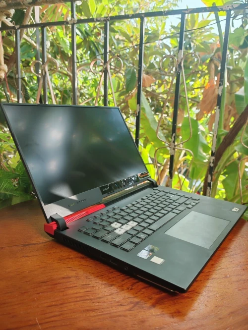 ASUS ROG STRIX