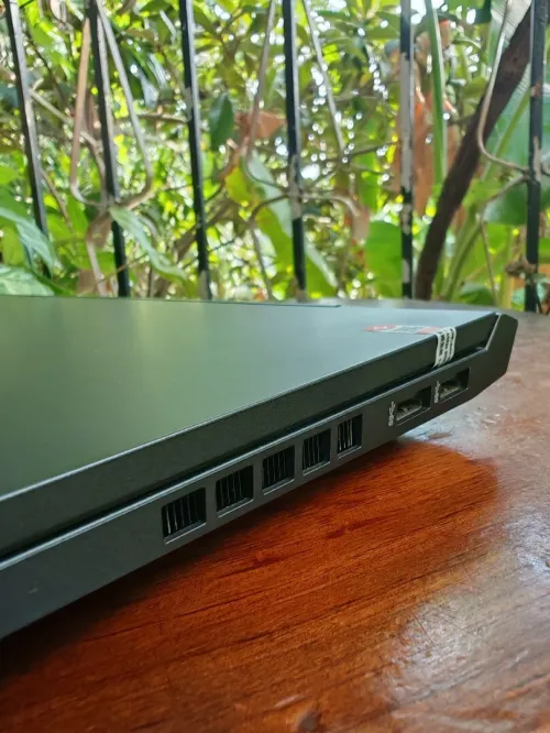 HP Victus