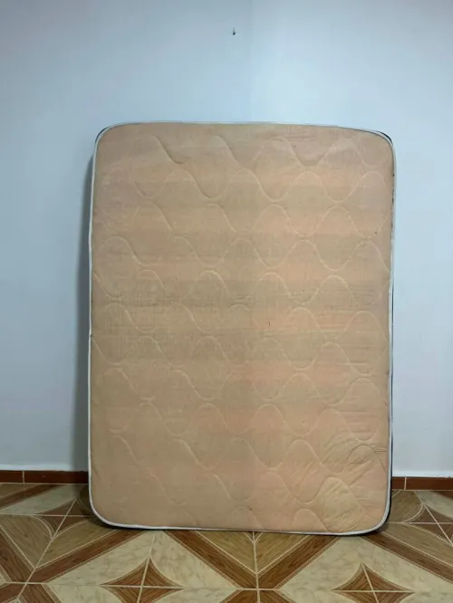 2 matelas très bon état