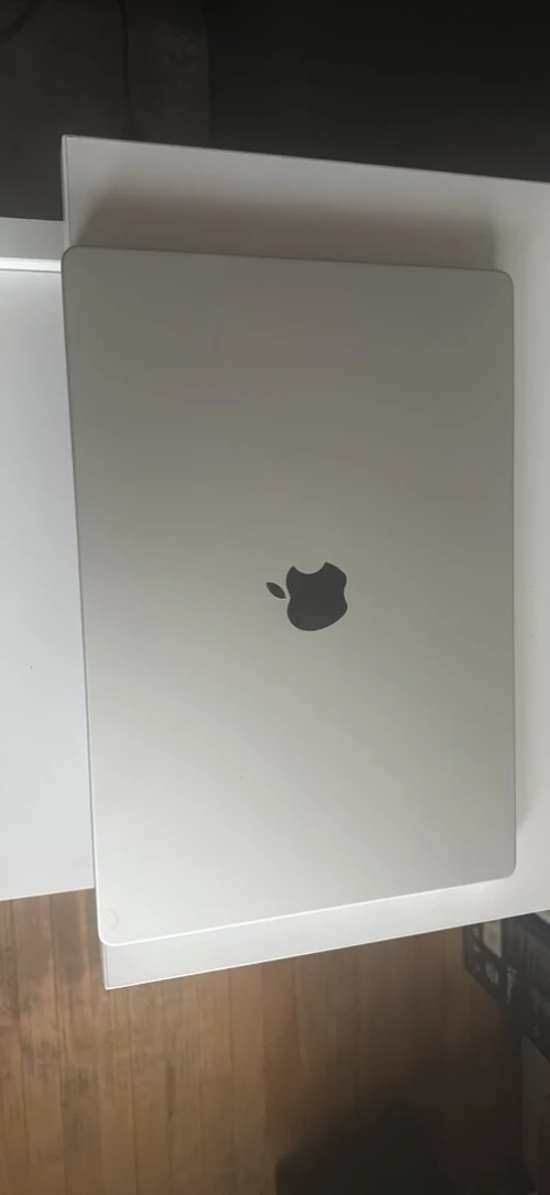 MacBook Pro Max M4 MDM