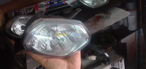 pieces triumph 675 et 1050