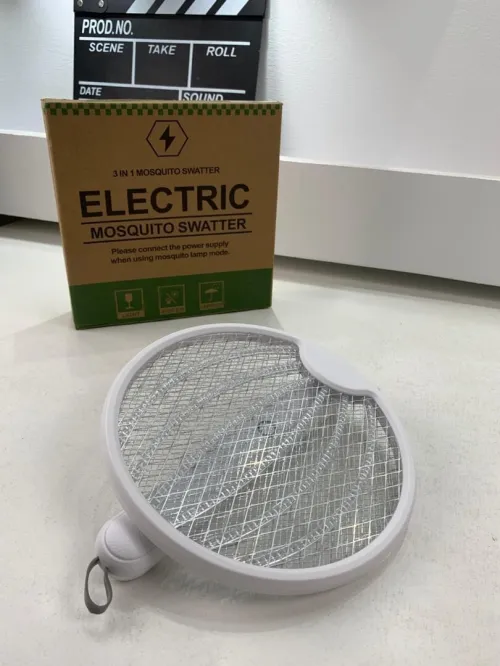 Tapette à Mouche électrique 3 en 1 3000V Rechargeable par USB  صاعق الناموس